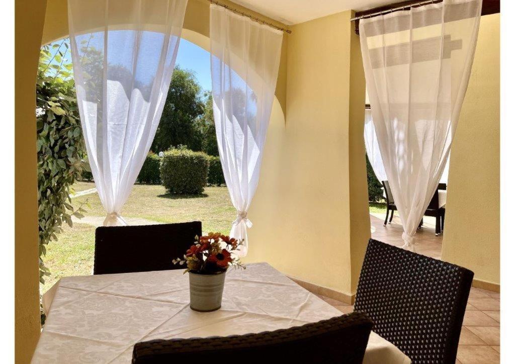Le Residenze Sul Mare B6 Apartman Porto Ottiolu Kültér fotó