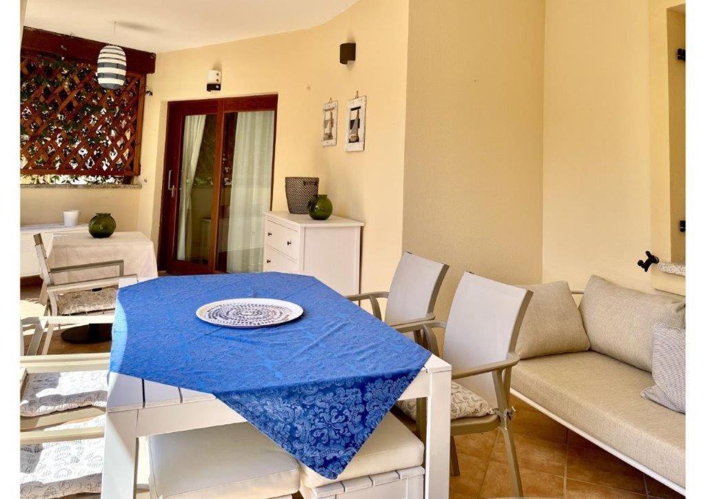 Le Residenze Sul Mare B6 Apartman Porto Ottiolu Kültér fotó